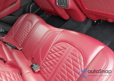 2019 Maserati Levante S Gransport из США, поврежденный, VIN ZN661YUS9KX315602